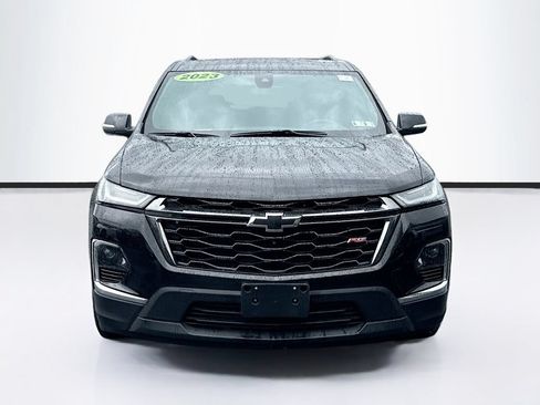 Used 2023 Chevrolet Traverse RS AWD/4WD image 2