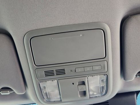 Used 2023 Honda Ridgeline Sport image 17