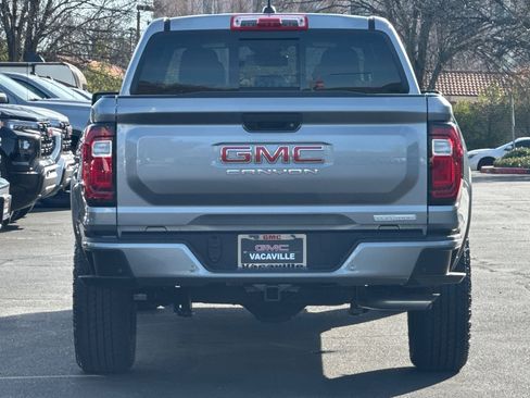 New 2025 GMC Canyon Elevation w/ Convenience Package image 6