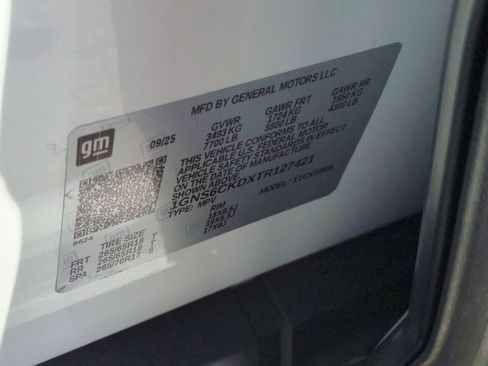 New 2026 Chevrolet Suburban LT w/ Comfort Package image 34