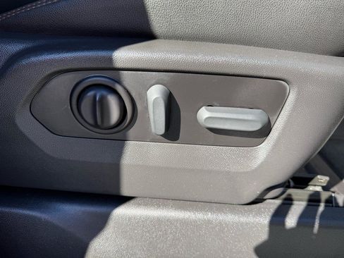 Used 2021 GMC Sierra 1500 AT4 image 19