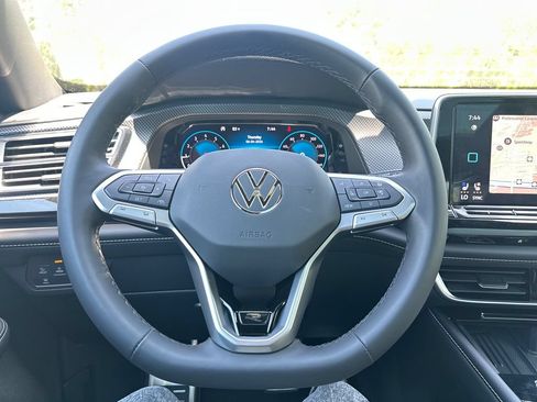 New 2026 Volkswagen Atlas Cross Sport SEL Premium R-Line AWD/4WD image 12