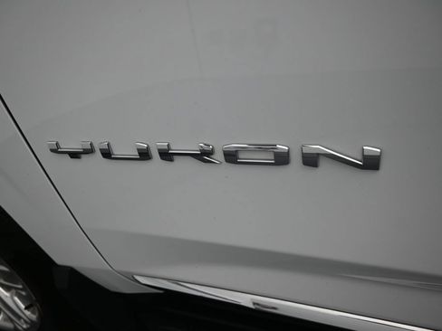 Used 2022 GMC Yukon SLT w/ SLT Premium Package AWD/4WD image 40