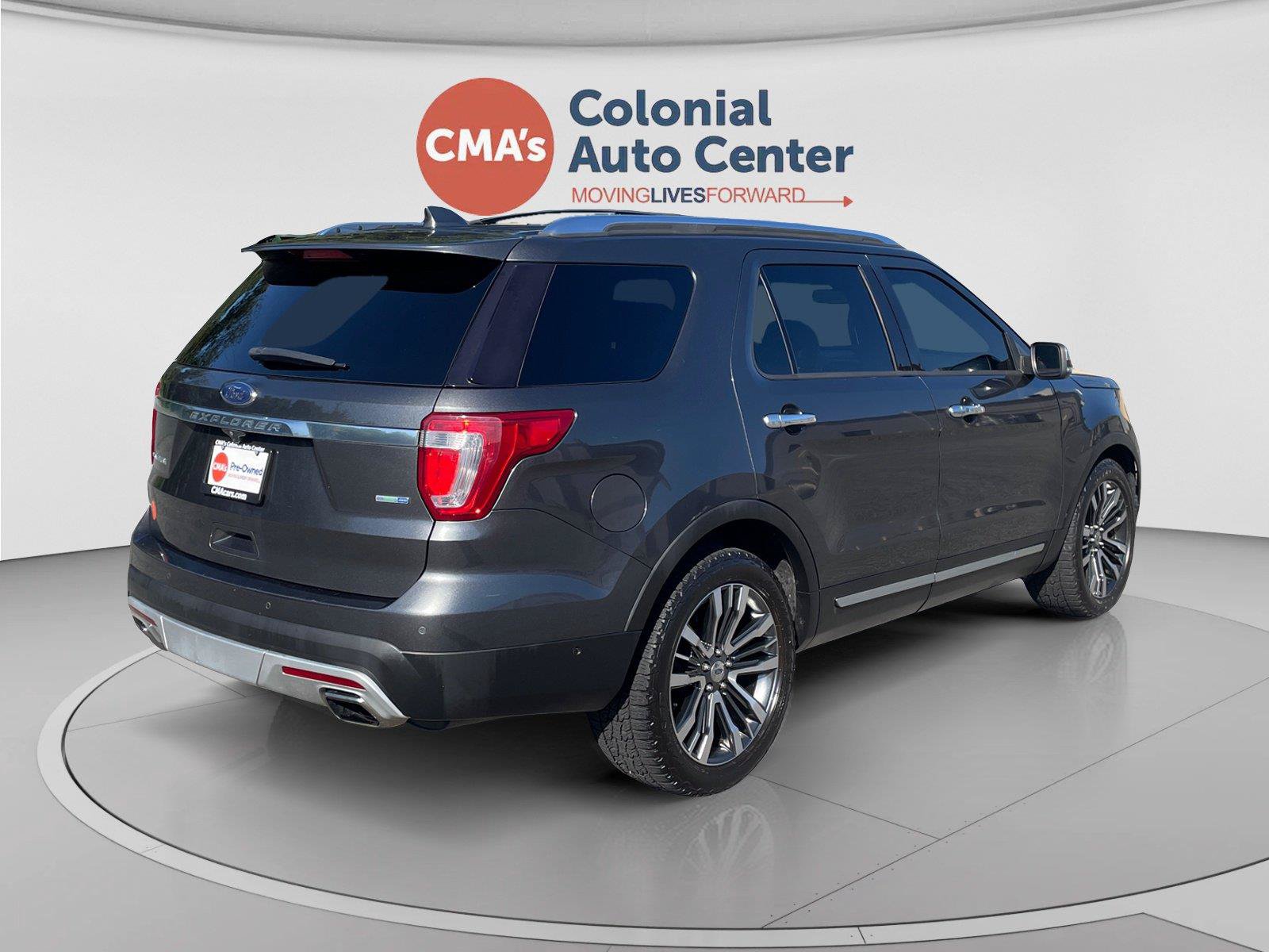 Used 2016 Ford Explorer Platinum AWD/4WD image 5