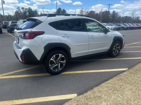 Used 2024 Subaru Crosstrek 2.0i Premium AWD/4WD image 5