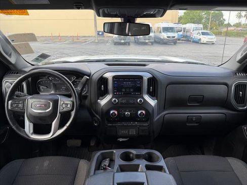 Used 2021 GMC Sierra 1500 SLE image 17