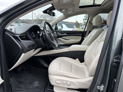 Used 2022 Buick Enclave Essence w/ Experience Buick Package image 16
