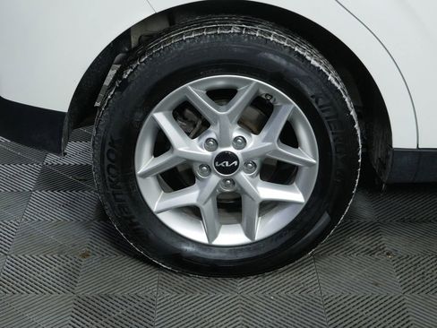 Certified 2023 Kia Soul S image 11