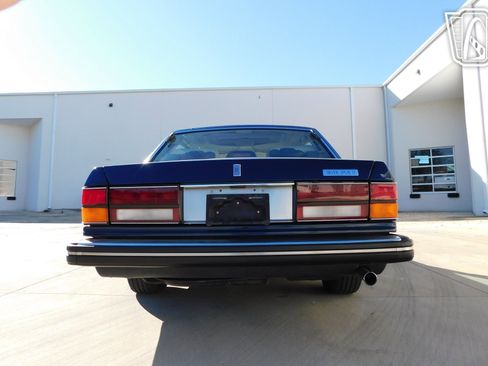 Used 1990 Rolls-Royce Silver Spur II image 21