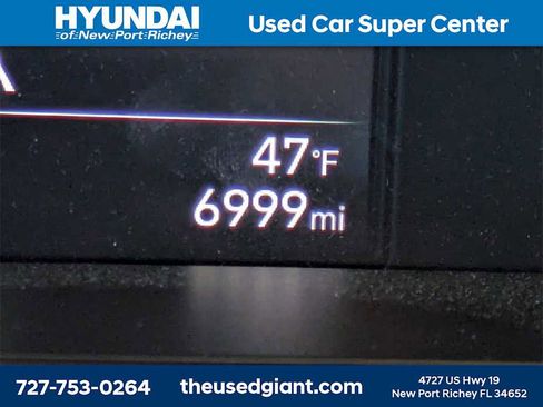 Used 2023 Hyundai Elantra SEL w/ Preferred Accessory Package image 28