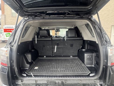 Used 2016 Toyota 4Runner Trail Premium image 33