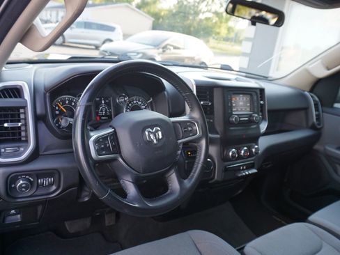 Used 2019 RAM 1500 Big Horn image 9