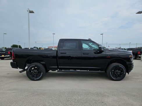 New 2026 RAM 2500 Tradesman AWD/4WD image 2