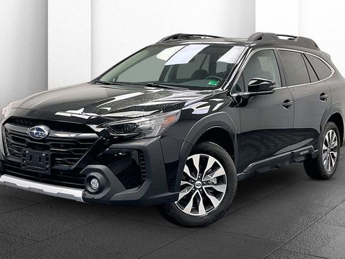 Used 2025 Subaru Outback Limited image 10