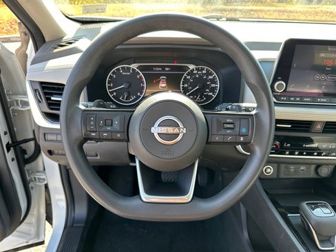 Certified 2023 Nissan Rogue SV image 23