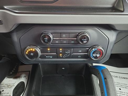 Used 2022 Ford Bronco Black Diamond image 23