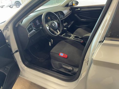 Used 2019 Volkswagen Jetta S w/ Driver Assistance Package FWD image 5