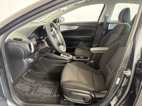 Certified 2024 Kia Forte LXS FWD image 6