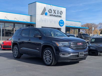 Used 2017 GMC Acadia SLT