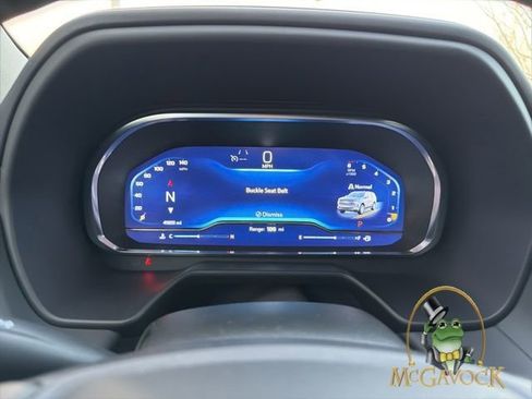 Used 2023 Chevrolet Tahoe LT w/ Luxury Package image 14