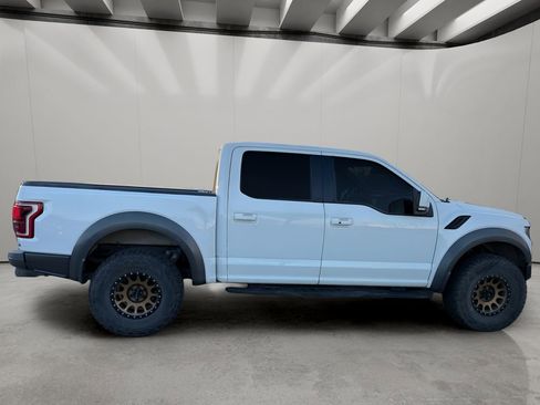 Used 2018 Ford F150 Raptor w/ Equipment Group 802A Luxury image 12
