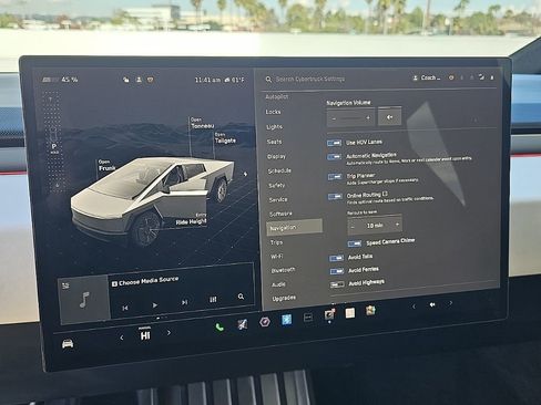 Used 2024 Tesla Cybertruck AWD Crew Cab image 35