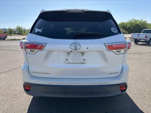 Used 2016 Toyota Highlander Limited w/ Driver Technology Package image 3