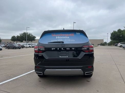 Certified 2026 Honda Pilot EX-L image 6