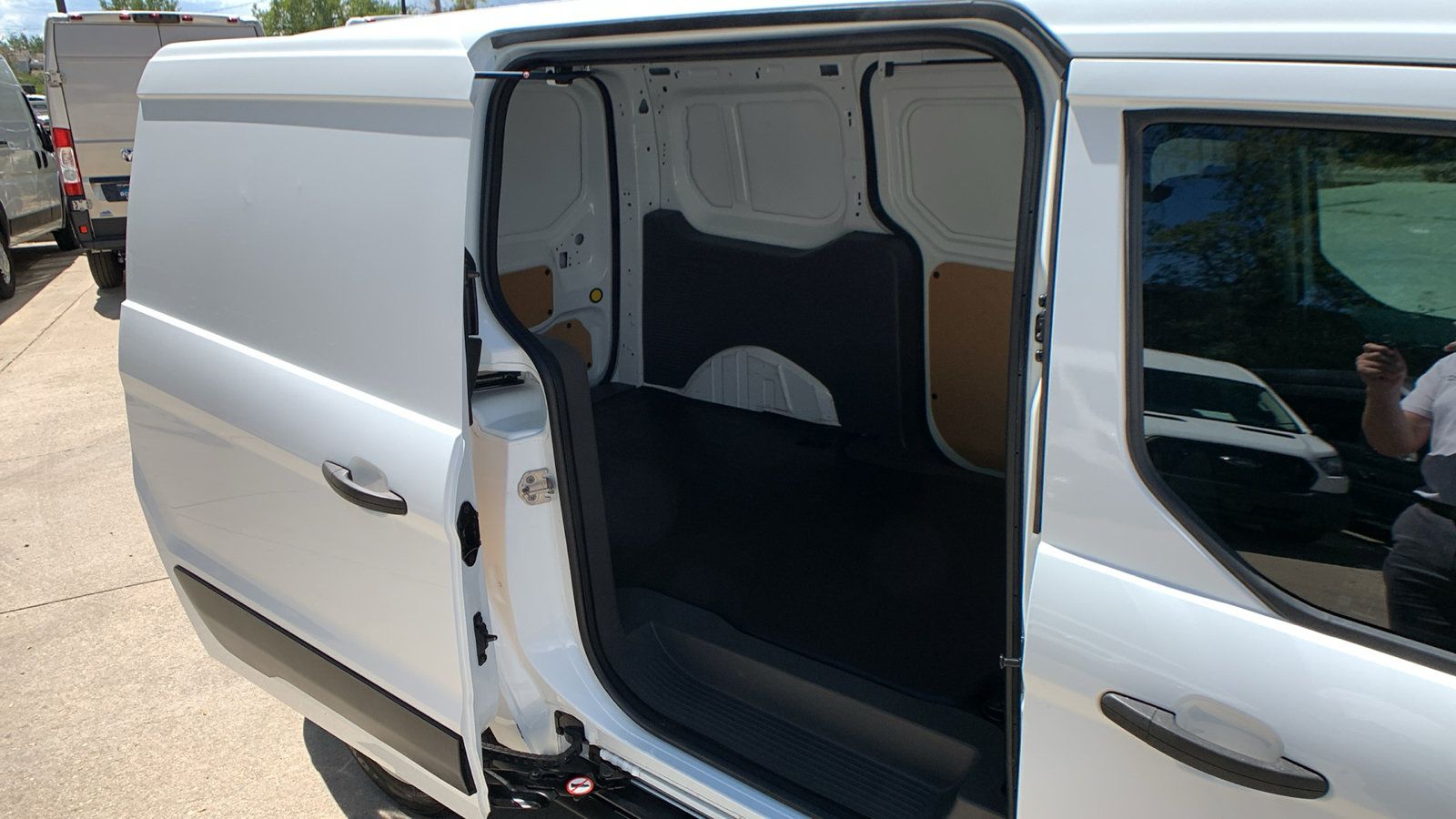 Used 2022 Ford Transit Connect XL FWD image 22