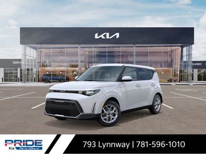 New 2025 Kia Soul S