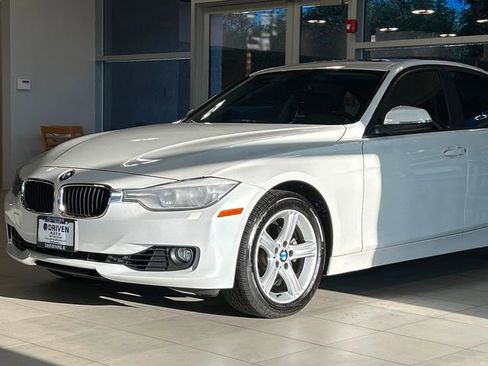 Used 2014 BMW 328i xDrive Sedan image 3