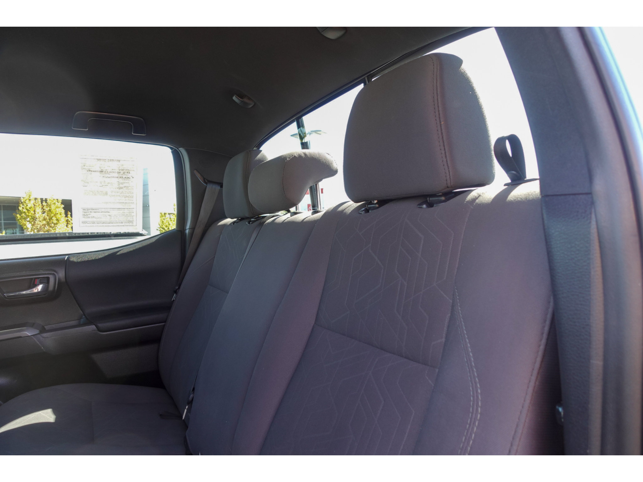 Used 2019 Toyota Tacoma TRD Off-Road w/ Technology Package AWD/4WD image 23