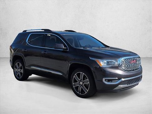 Used 2018 GMC Acadia Denali w/ Technology Package image 3