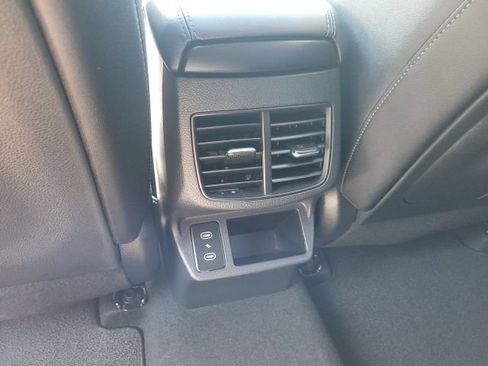 Certified 2024 Kia Seltos EX AWD/4WD image 19