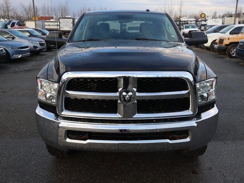 Used 2018 RAM 3500 Tradesman w/ Chrome Appearance Group image 9