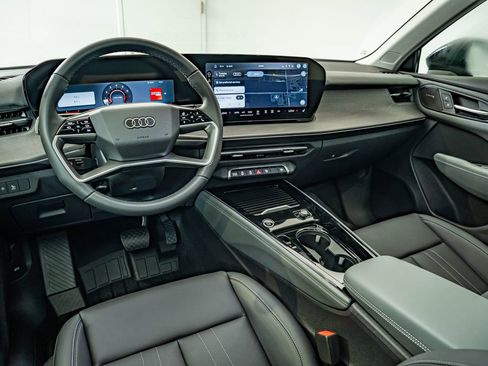 New 2026 Audi Q3 quattro 2.0T AWD/4WD image 30