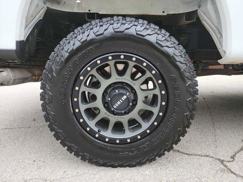 Used 2019 Ford F350 XL w/ Power Equipment Group AWD/4WD image 12