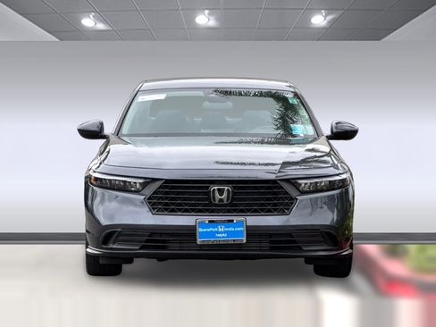 Used 2024 Honda Accord LX image 5