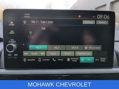 Used 2024 Honda CR-V Sport Touring image 14