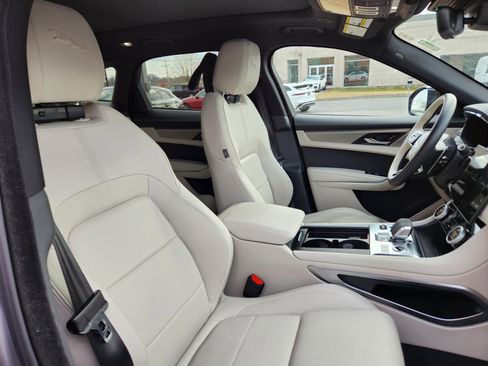 Certified 2026 Jaguar F-PACE R-Dynamic S image 16