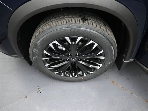 New 2026 Nissan Rogue SV image 40