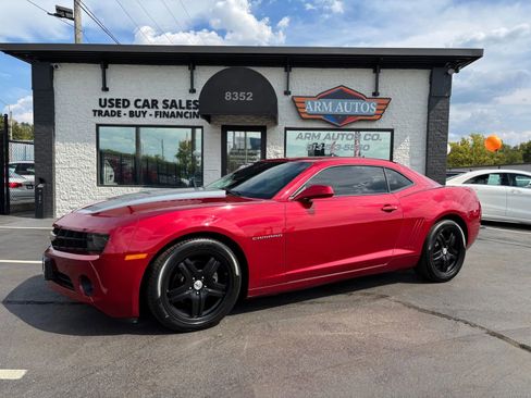 Used 2013 Chevrolet Camaro LT w/ Silver Rally Stripe Package image 4