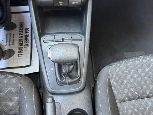 Used 2022 Kia Rio LX image 15