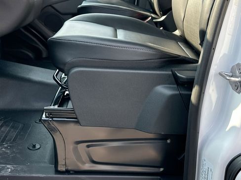 New 2026 Ford Transit 250 148 Medium Roof image 14