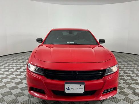 Used 2022 Dodge Charger SXT RWD image 2