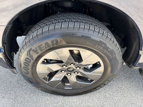 Used 2025 Ford F150 Lightning Flash image 12