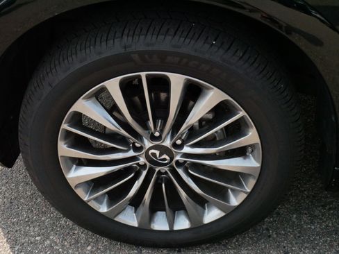 Used 2021 INFINITI QX80 Sensory w/ All-Season Package AWD/4WD image 15