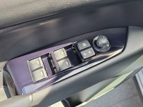 Used 2022 MAZDA CX-5 AWD 2.5 S w/ Preferred Package image 22