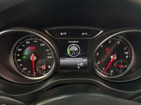 Used 2018 Mercedes-Benz GLA 250 image 16