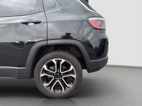 Used 2022 Jeep Compass Limited AWD/4WD image 22